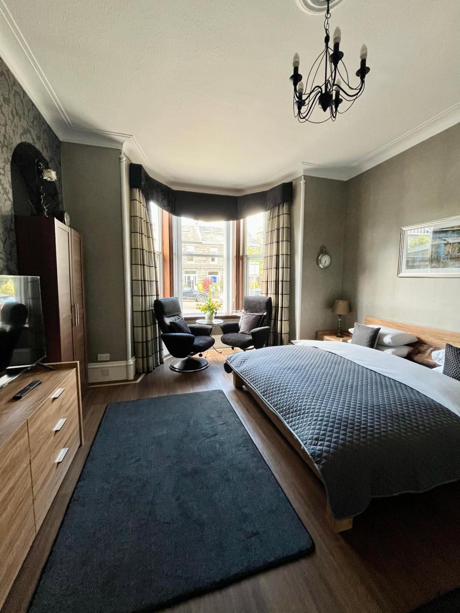Hannahs Guesthouse Абърдийн Екстериор снимка