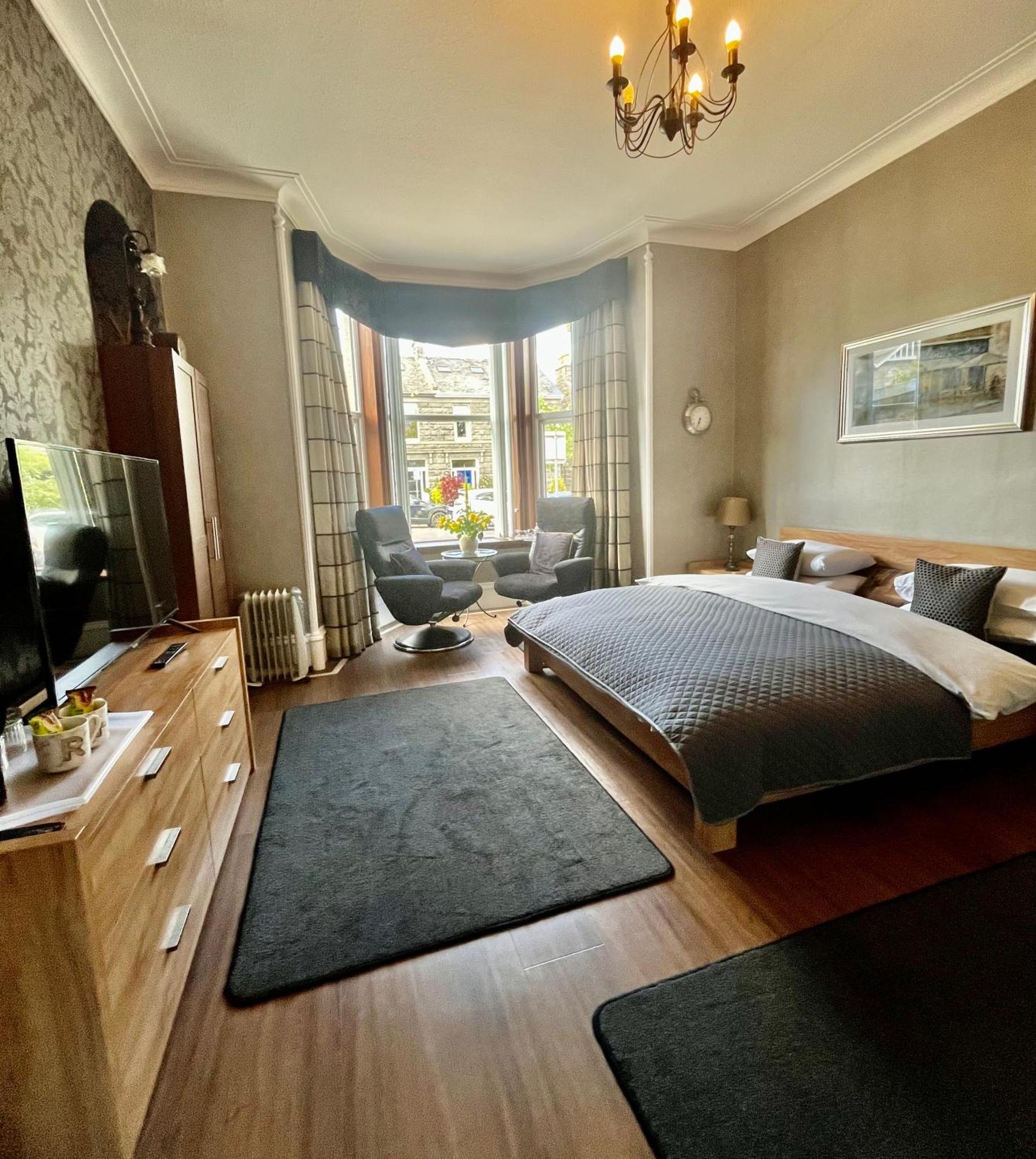 Hannahs Guesthouse Абърдийн Екстериор снимка